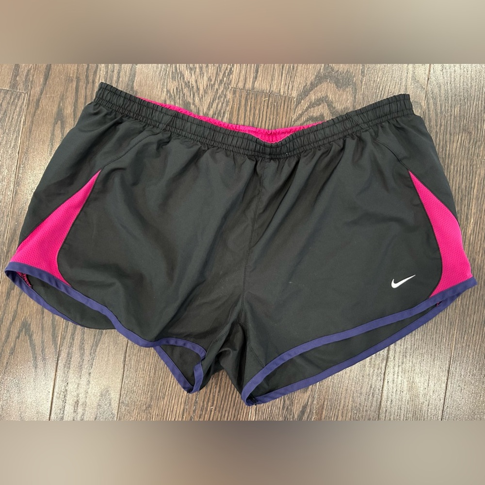 Women’s Large Nike shorts